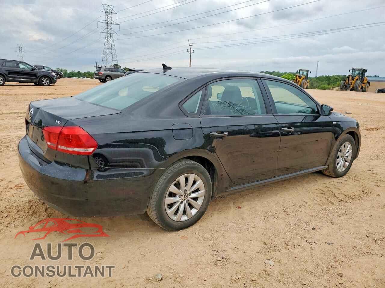 VOLKSWAGEN PASSAT 2015 - 1VWAT7A37FC011224