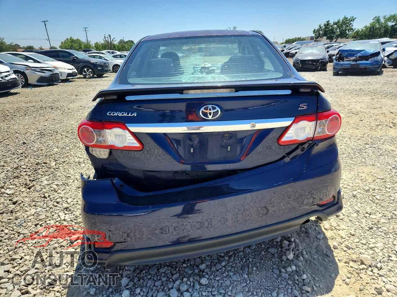 TOYOTA COROLLA 2013 - 2T1BU4EE5DC942033