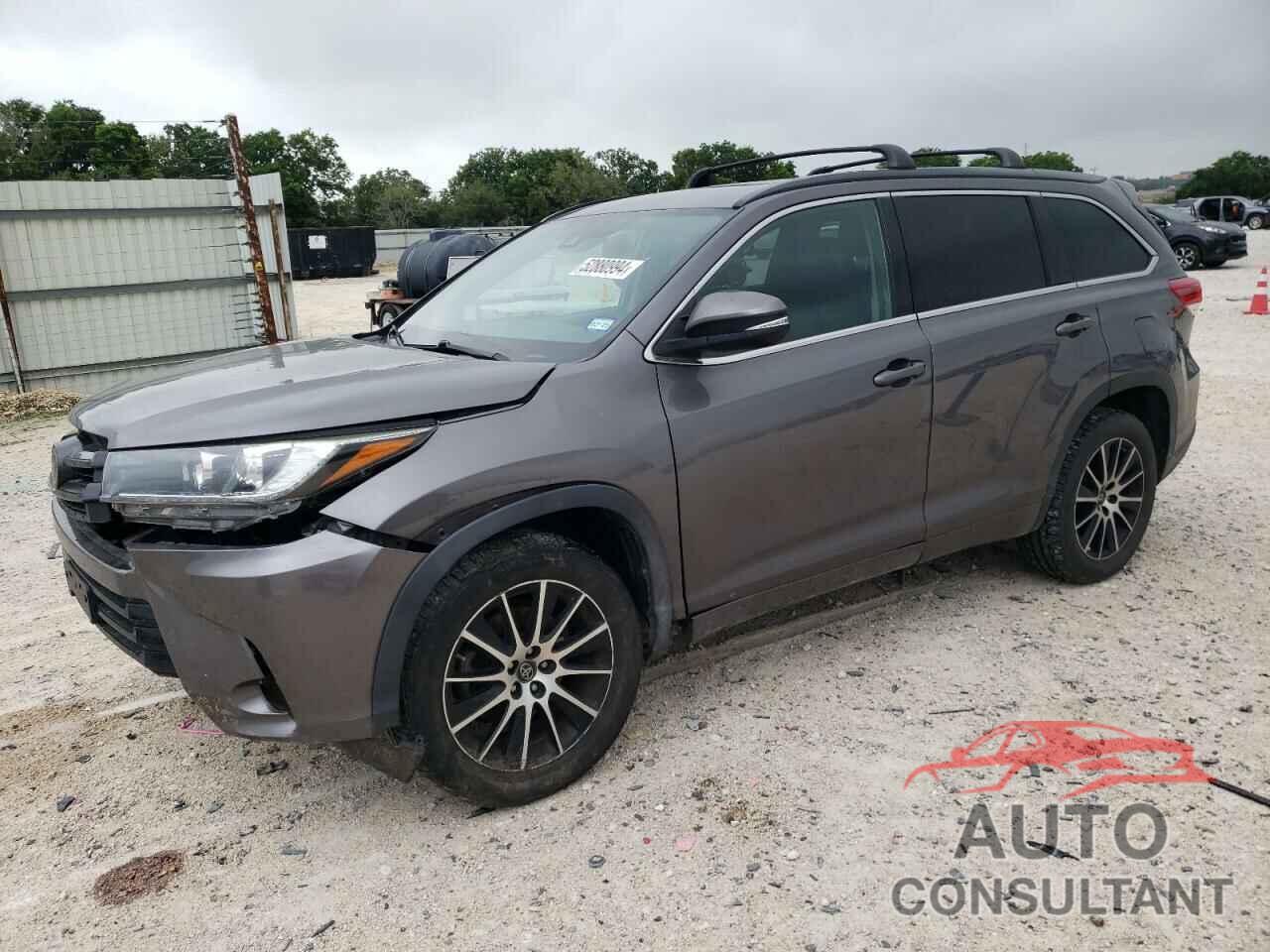 TOYOTA HIGHLANDER 2018 - 5TDKZRFH4JS536349