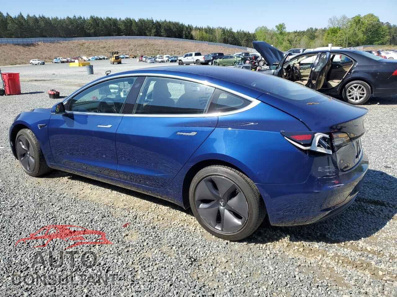 TESLA MODEL 3 2018 - 5YJ3E1EAXJF005621