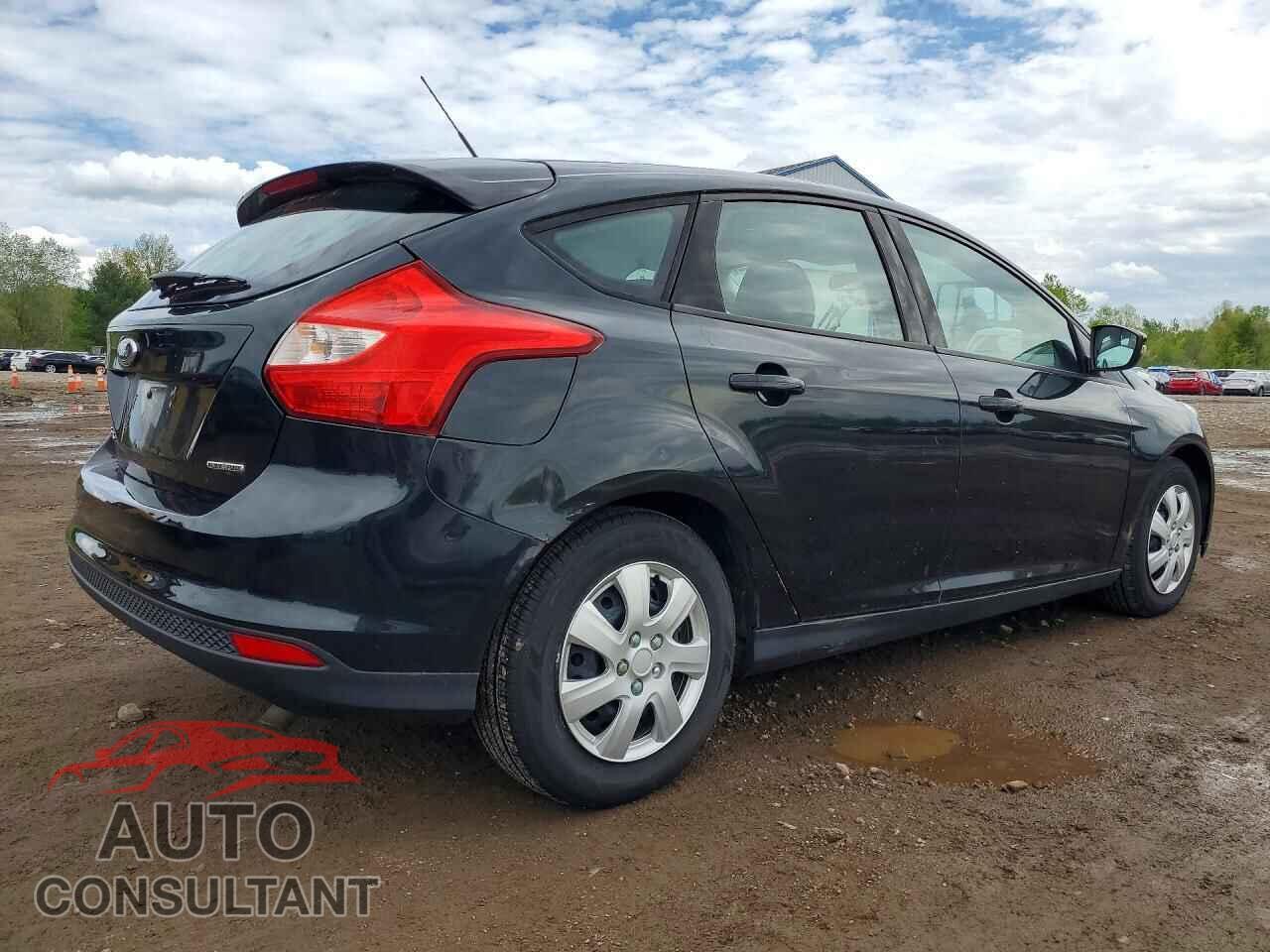 FORD FOCUS 2013 - 1FADP3K22DL298946
