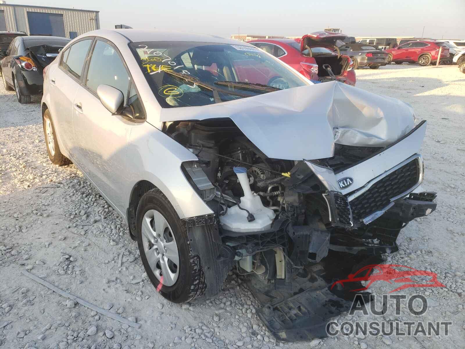 KIA FORTE 2017 - 3KPFK4A79HE040734