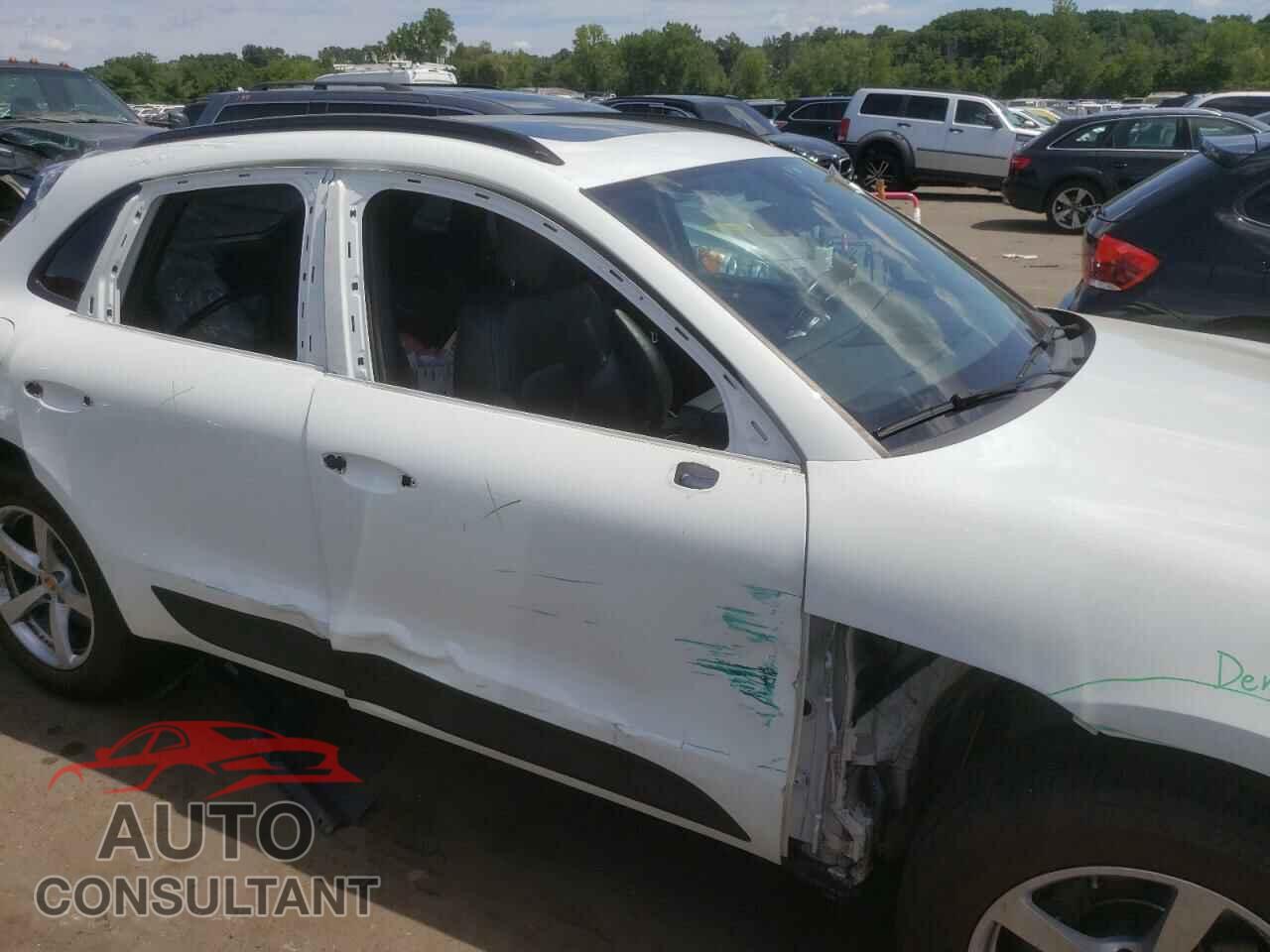 PORSCHE MACAN 2017 - WP1AA2A53HLB04935