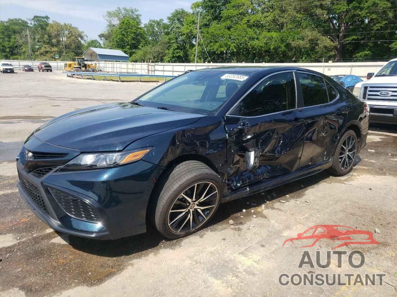 TOYOTA CAMRY 2021 - 4T1G11AK8MU458770