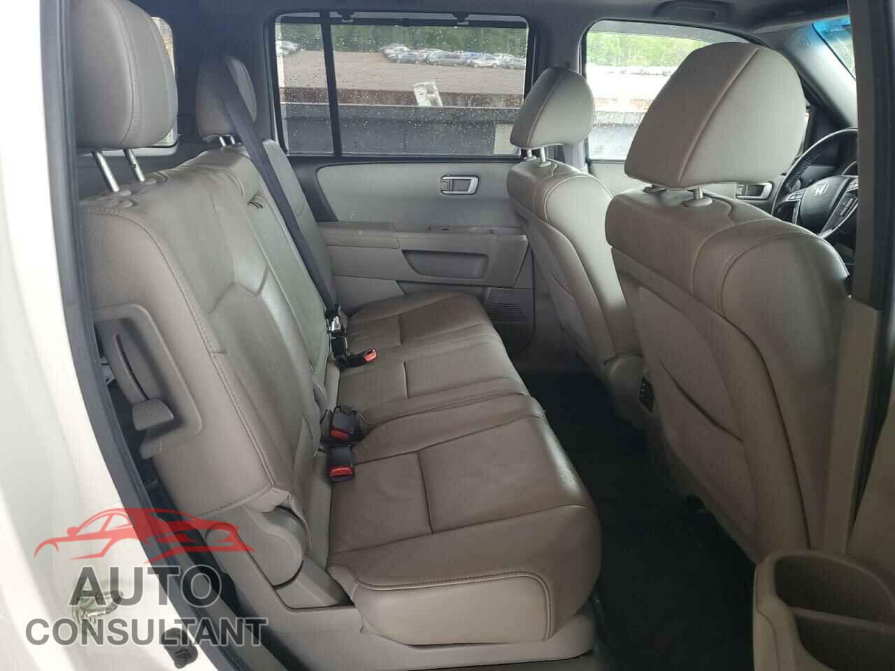 HONDA PILOT 2013 - 5FNYF3H95DB012660