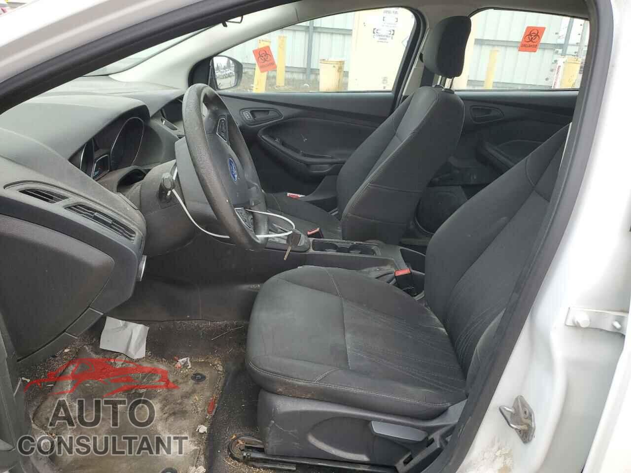 FORD FOCUS 2016 - 1FADP3E27GL202356