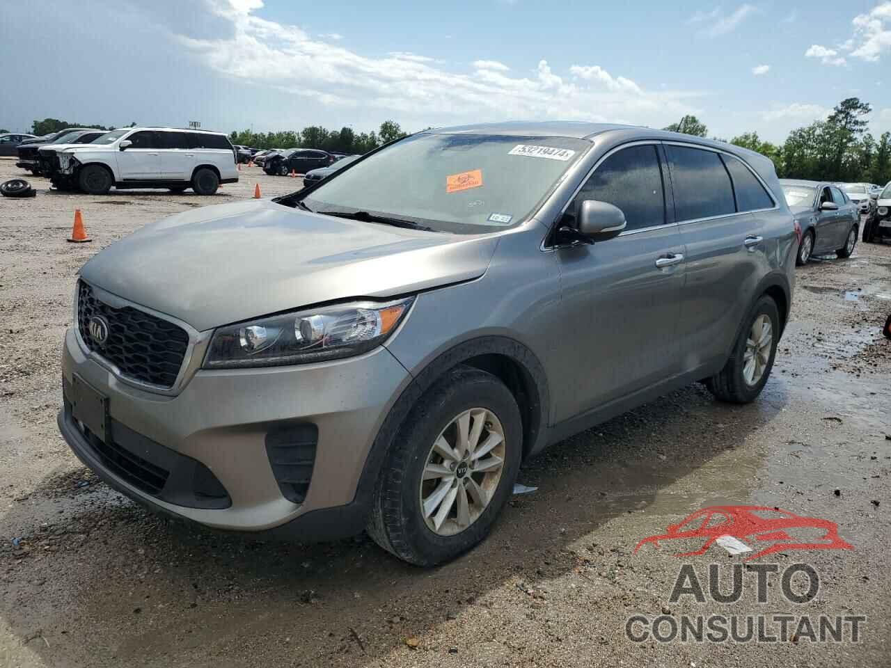 KIA SORENTO 2019 - 5XYPG4A36KG454597