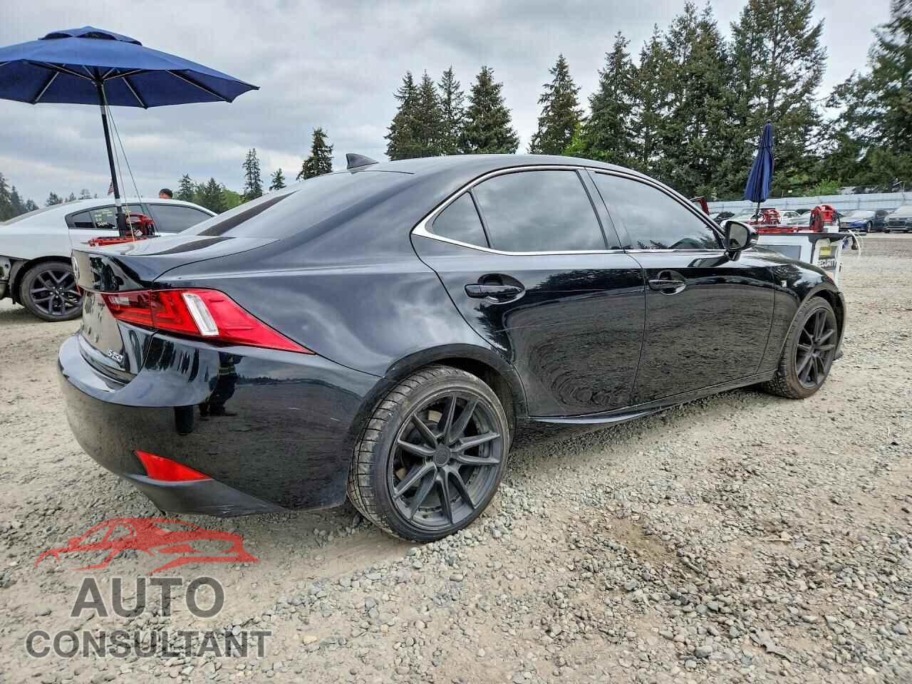 LEXUS IS 2014 - JTHBF1D22E5040095