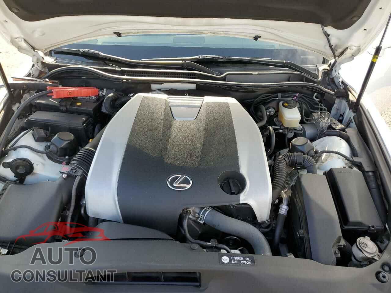 LEXUS IS 2015 - JTHBE1D22F5017405