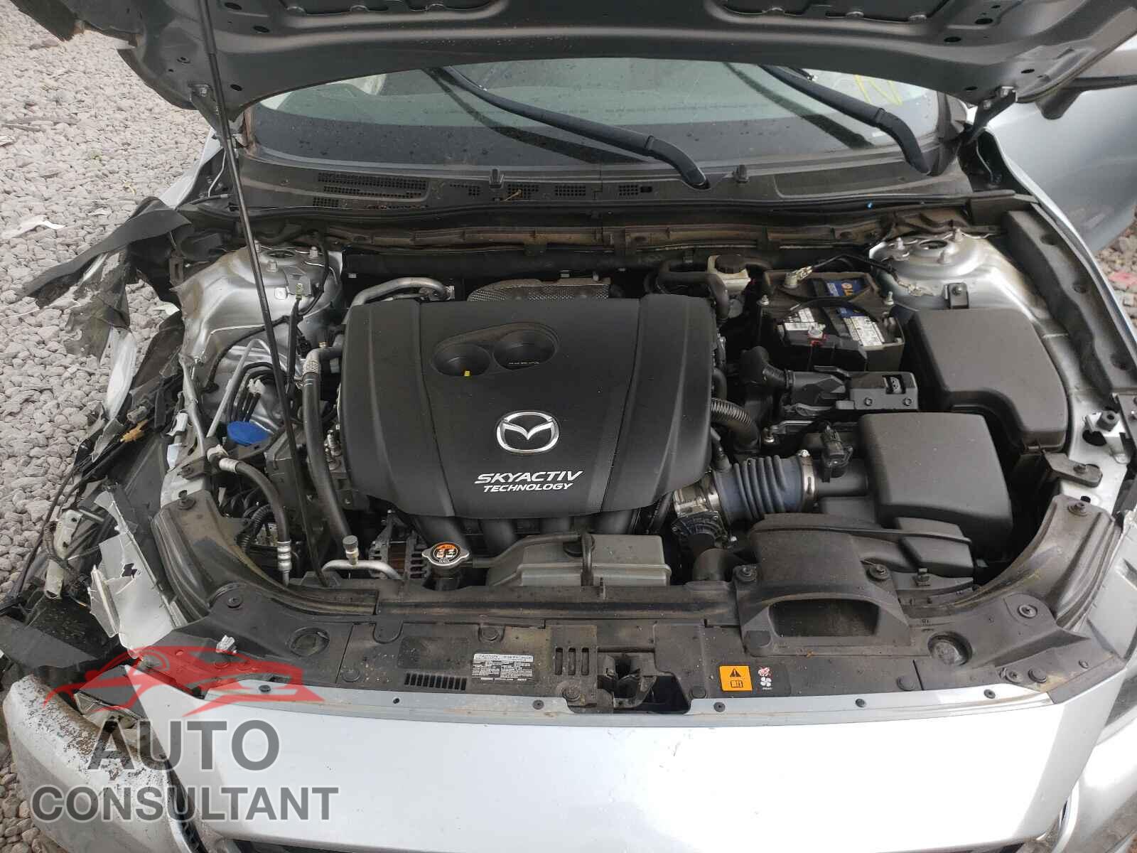 MAZDA 3 2017 - 3MZBN1U70HM142524