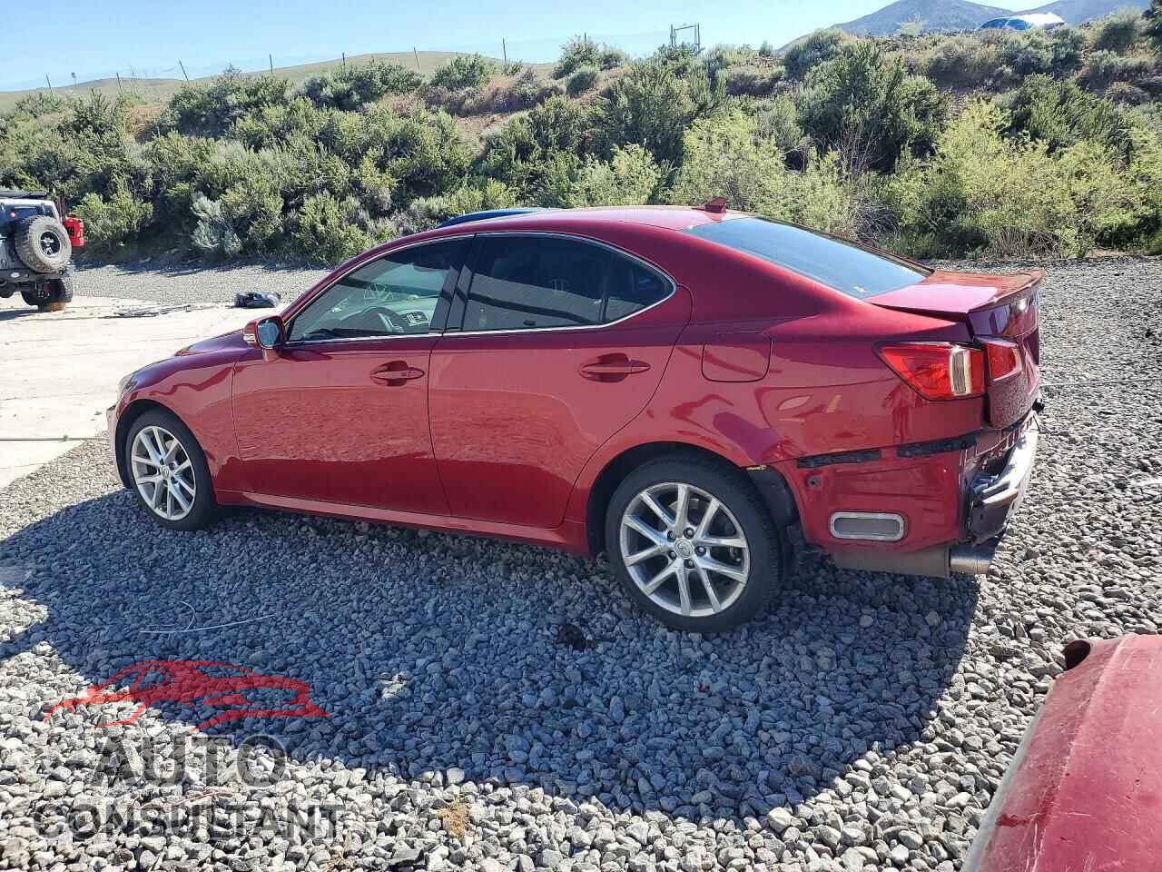 LEXUS IS 2012 - JTHCF5C20C5055043