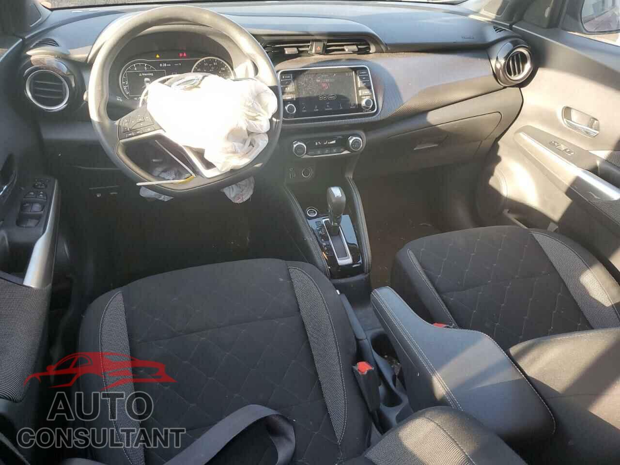 NISSAN KICKS 2020 - 3N1CP5CV8LL565944