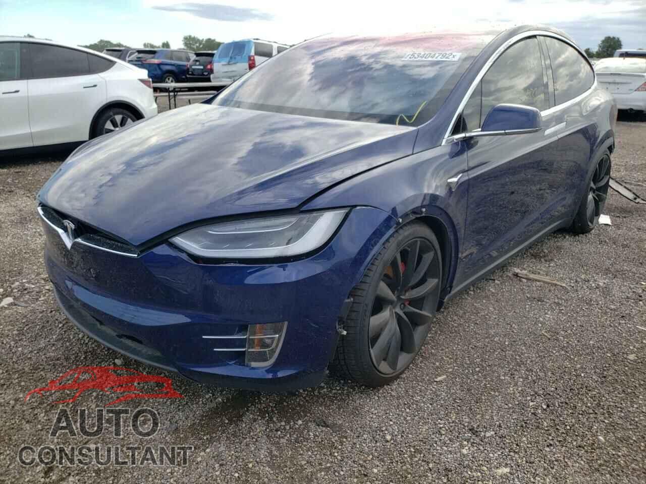 TESLA MODEL X 2018 - 5YJXCBE44JF142965