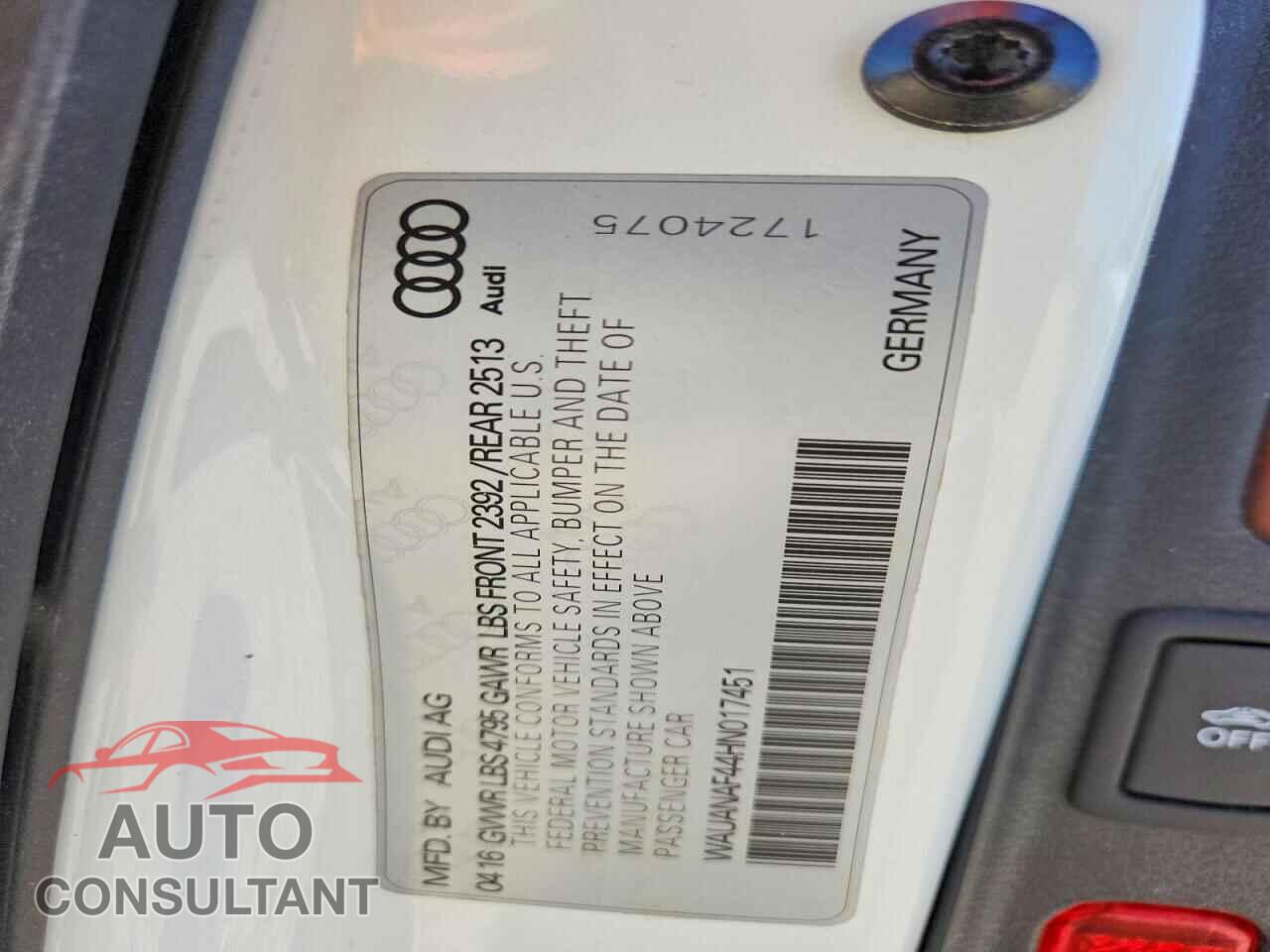 AUDI A4 2017 - WAUANAF44HN017451