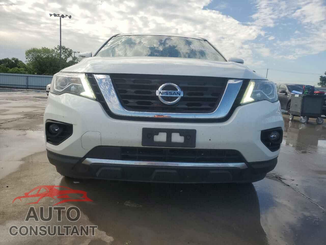 NISSAN PATHFINDER 2017 - 5N1DR2MN2HC609184
