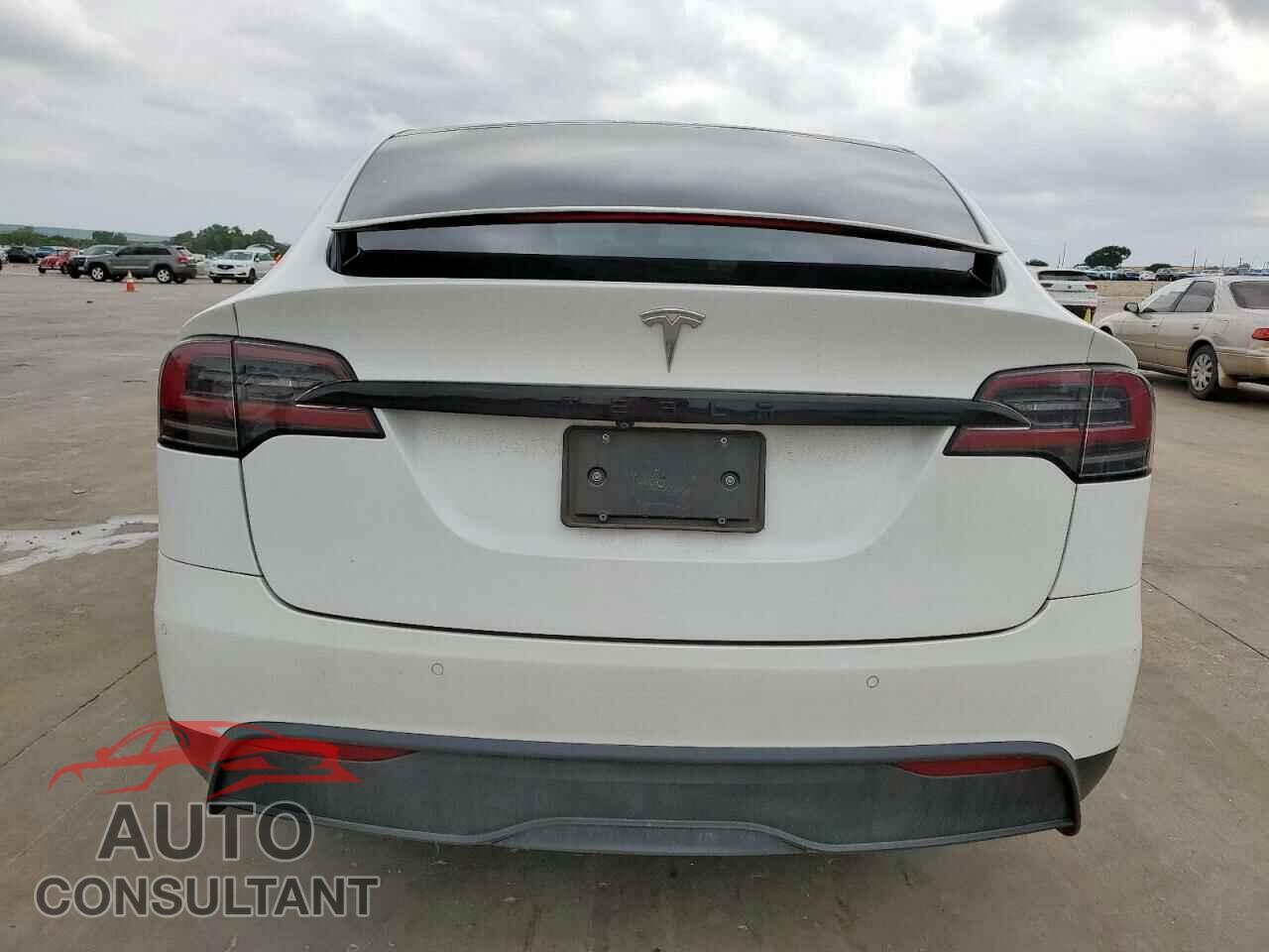 TESLA MODEL X 2023 - 7SAXCBE51PF377652