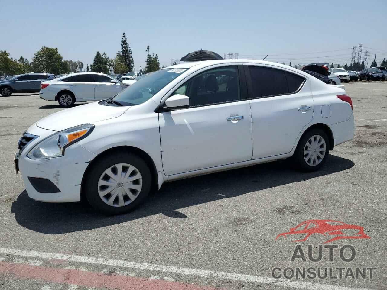 NISSAN VERSA 2018 - 3N1CN7AP7JL884139