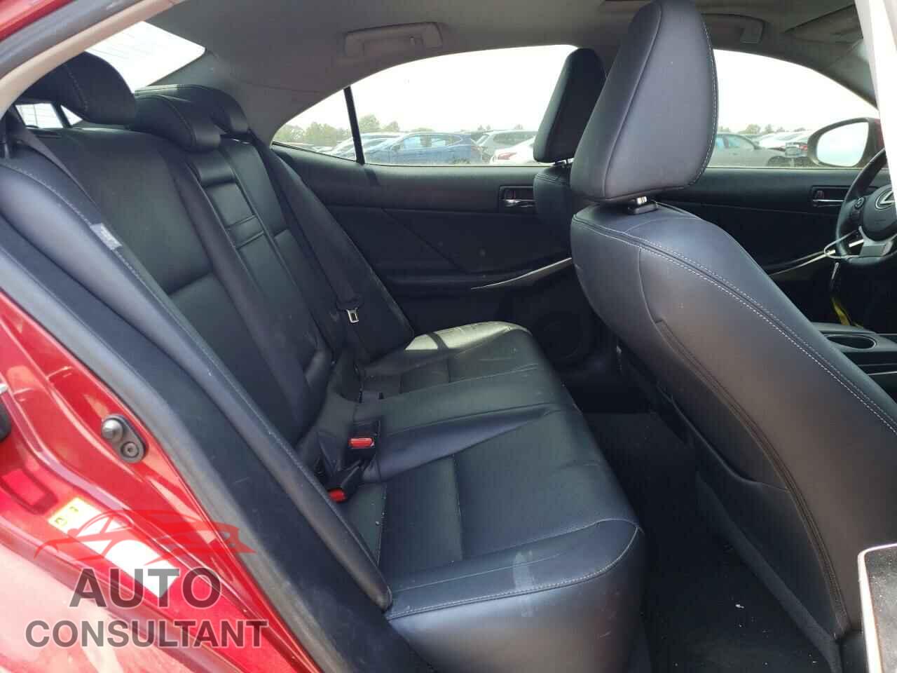 LEXUS IS 2015 - JTHCF1D21F5017011