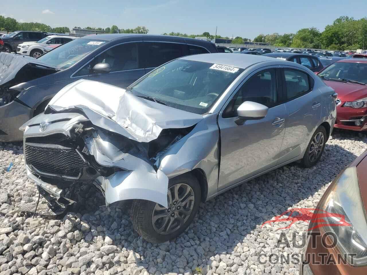 TOYOTA YARIS 2019 - 3MYDLBYV6KY523506