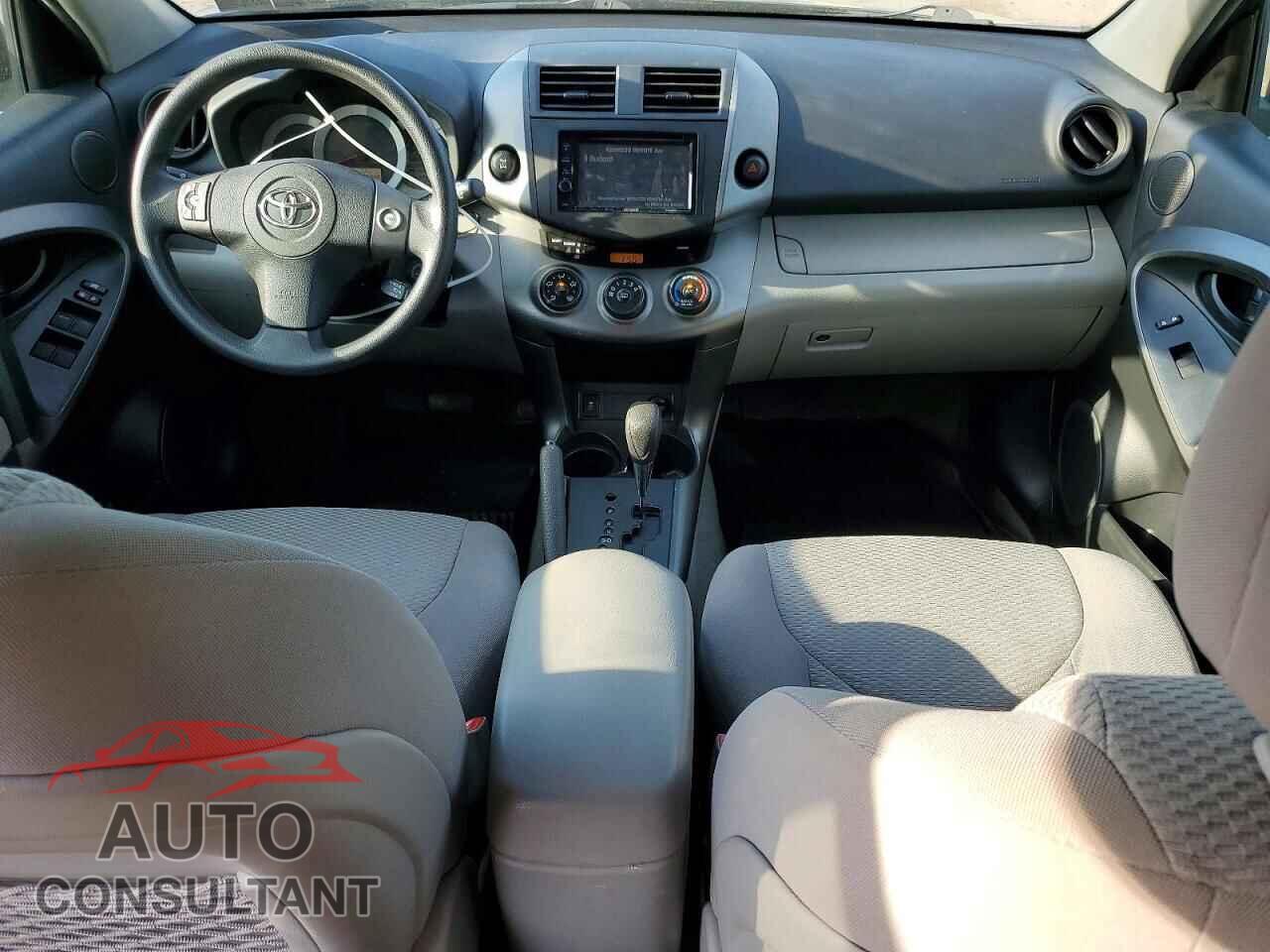 TOYOTA RAV4 2011 - 2T3BF4DV5BW153640