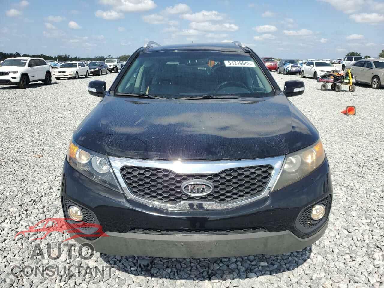 KIA SORENTO 2012 - 5XYKUDA25CG305111