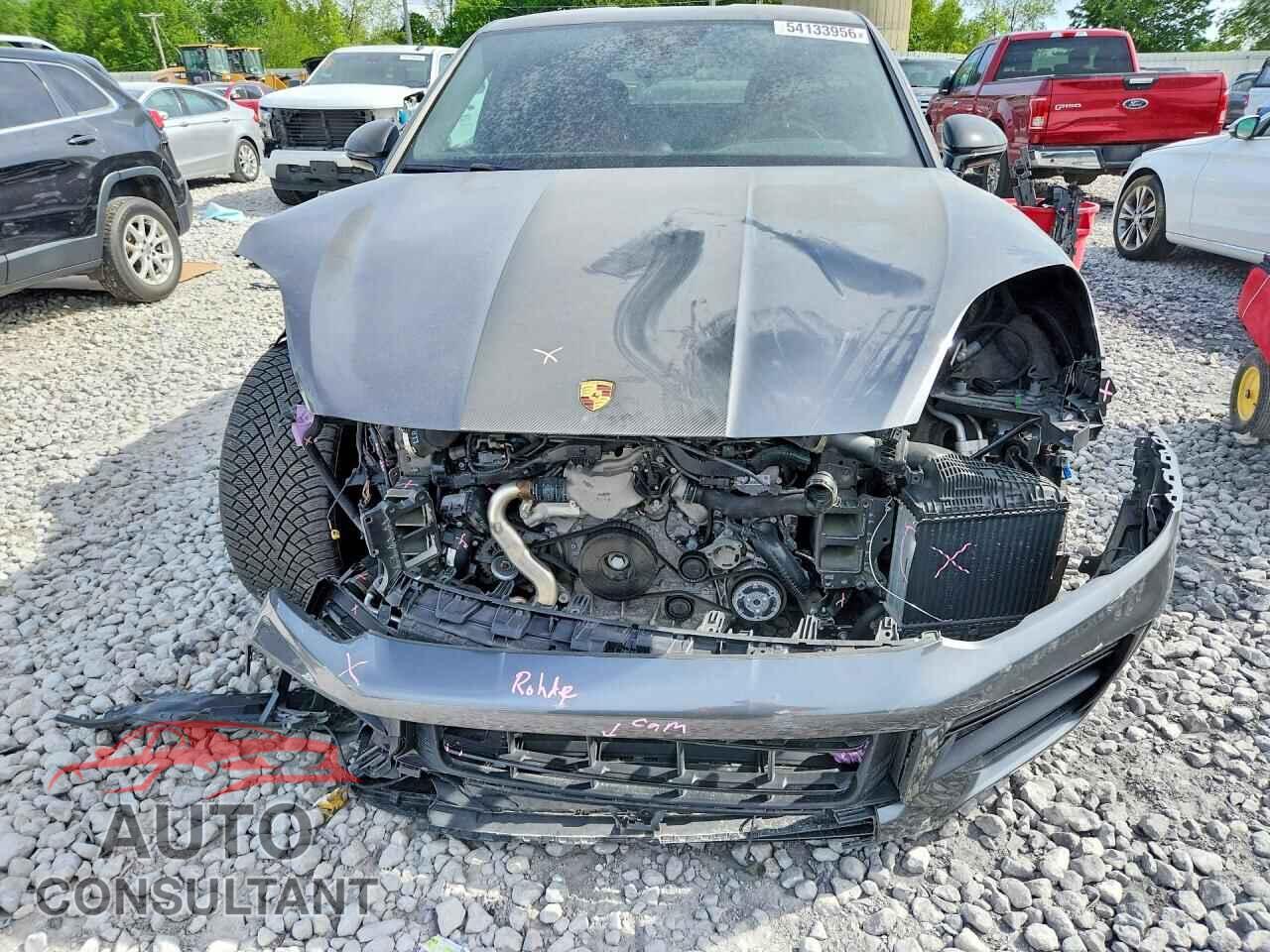 PORSCHE CAYENNE 2024 - WP1BK2AY4RDA72293
