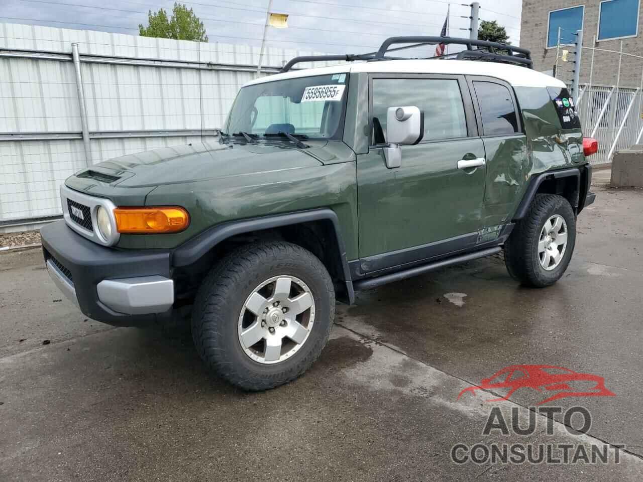 TOYOTA FJ CRUISER 2010 - JTEBU4BF6AK073185