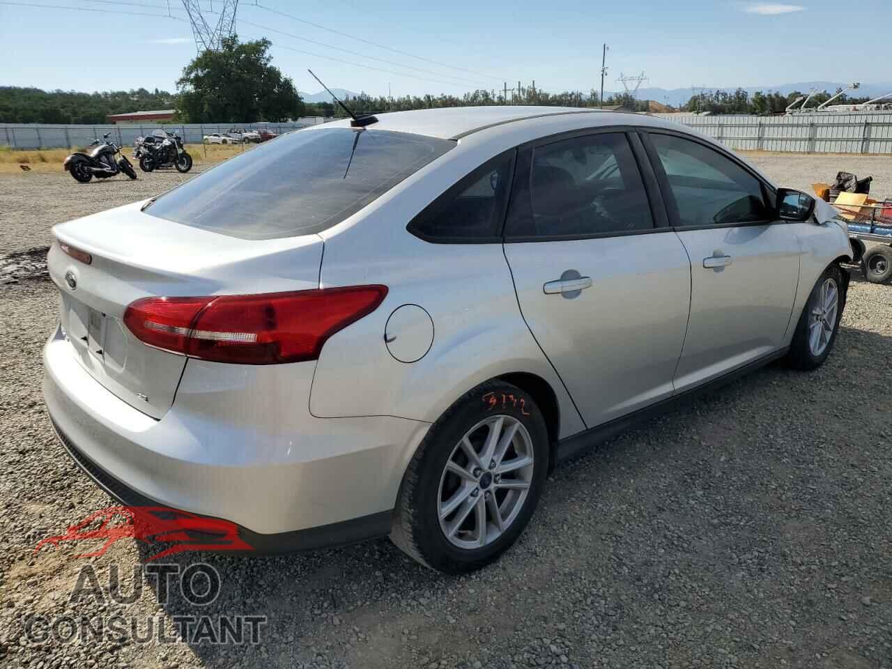 FORD FOCUS 2017 - 1FADP3F26HL314730