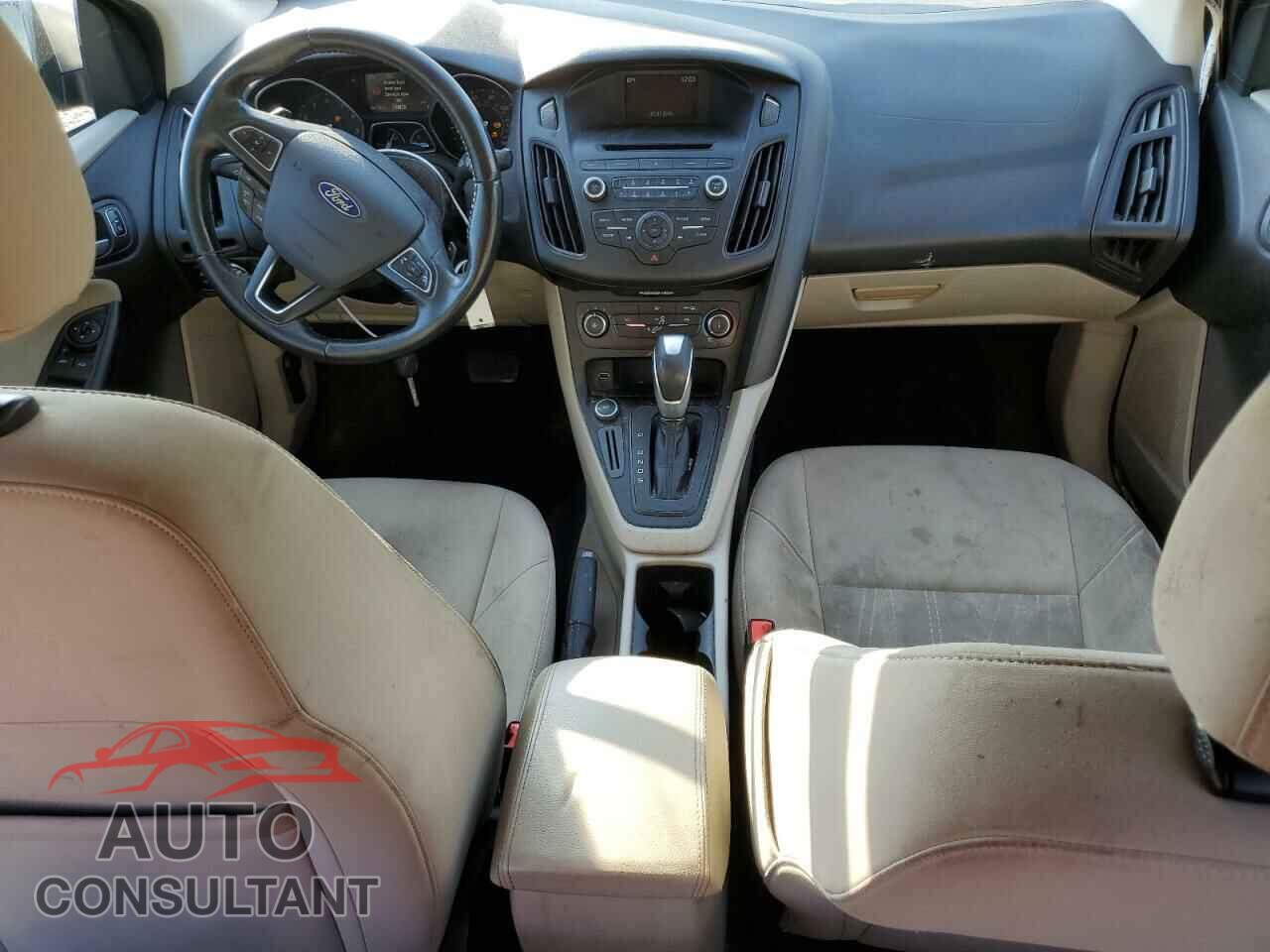 FORD FOCUS 2015 - 1FADP3F21FL215679