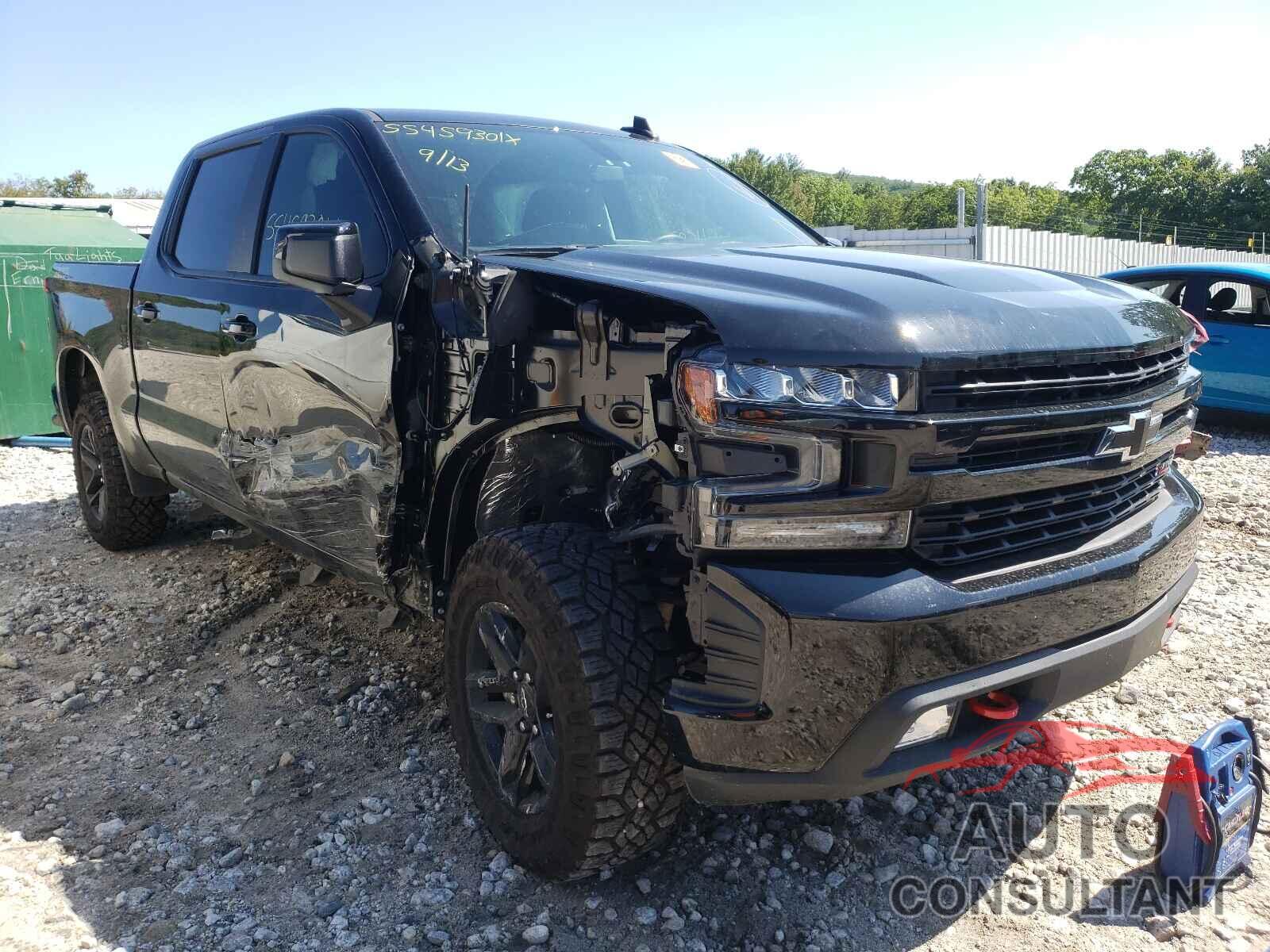 CHEVROLET SILVERADO 2021 - 1GCPYFED4MZ130600
