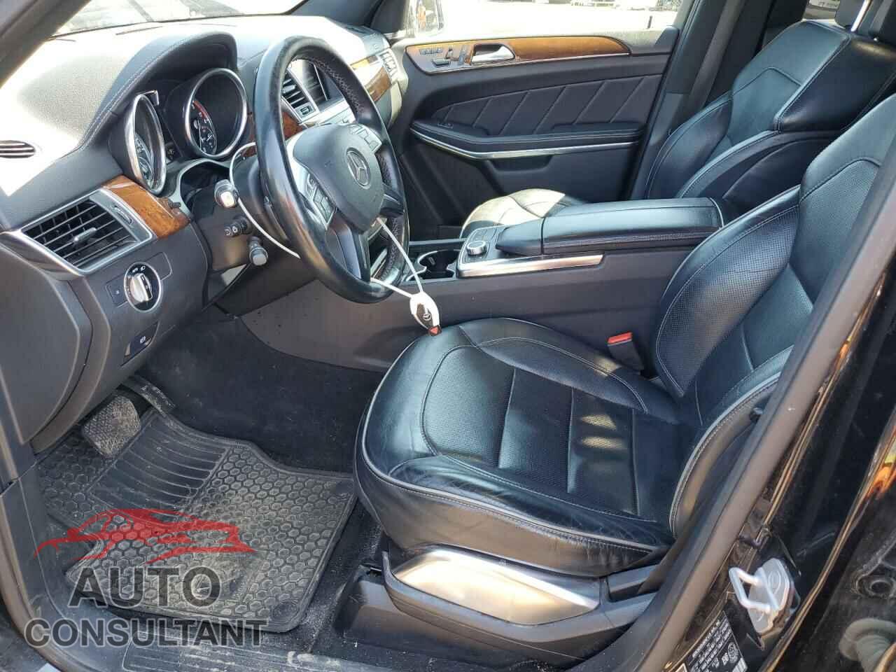 MERCEDES-BENZ GL-CLASS 2013 - 4JGDF2EE2DA146573