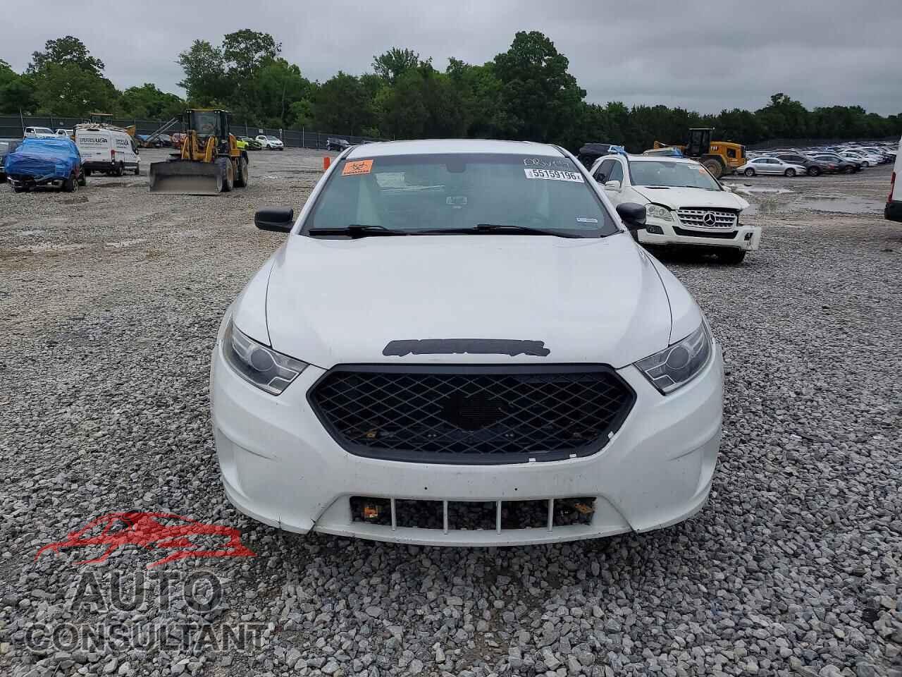 FORD TAURUS 2017 - 1FAHP2L83HG145523
