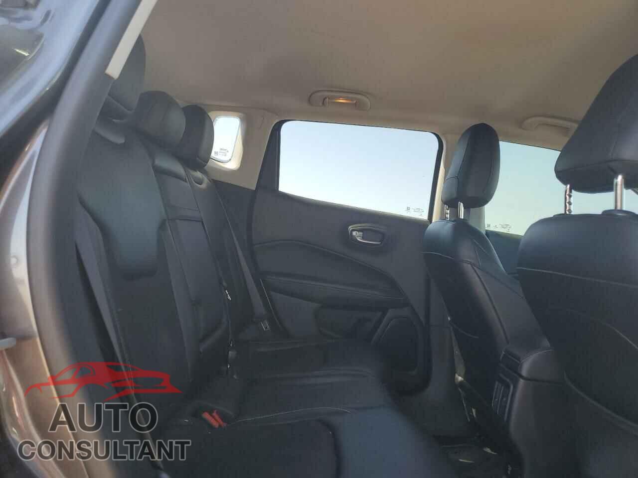 JEEP COMPASS 2017 - 3C4NJDBB3HT628061