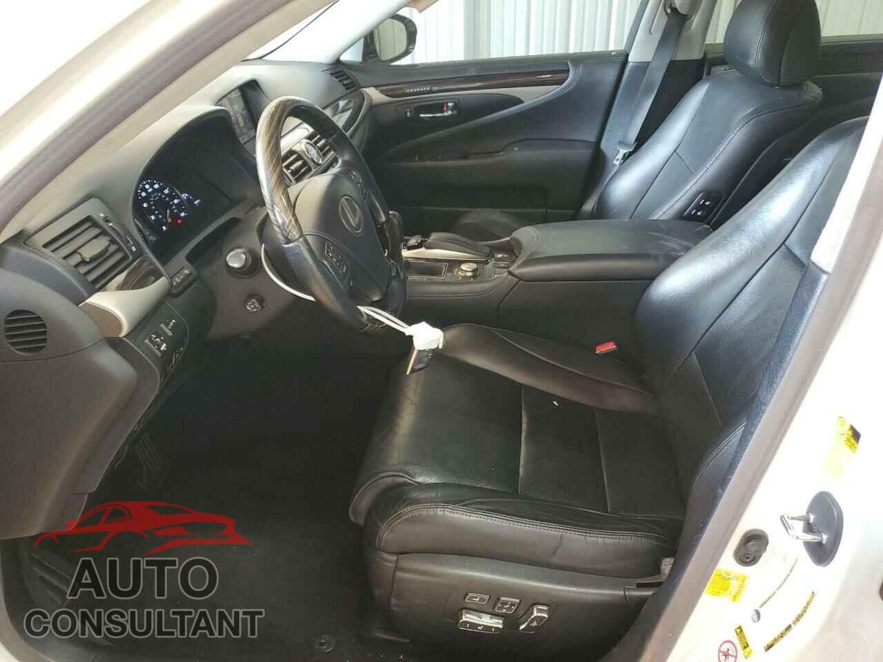 LEXUS LS460 2013 - JTHCL5EFXD5017765