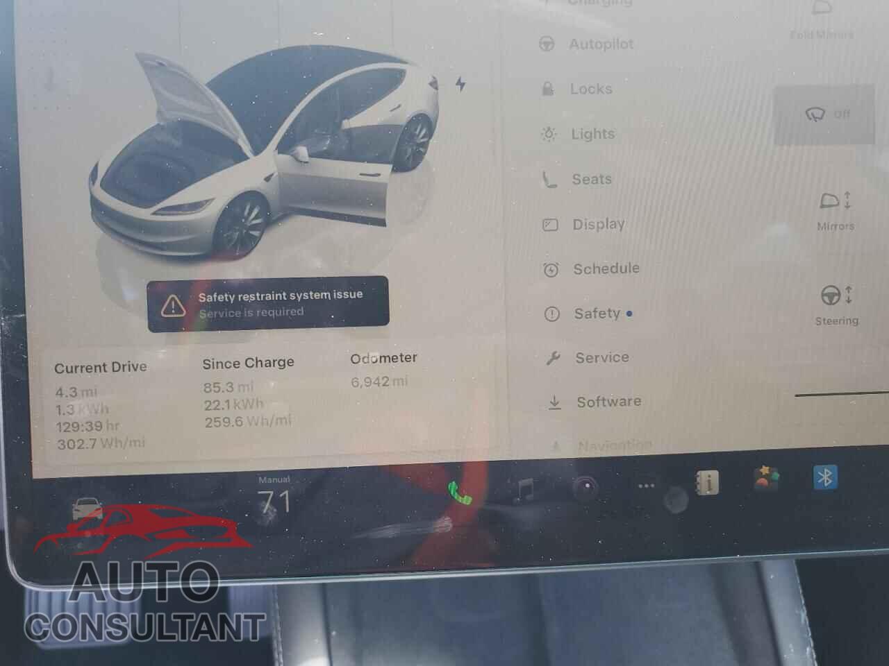 TESLA MODEL 3 2024 - 5YJ3E1EA5RF749073