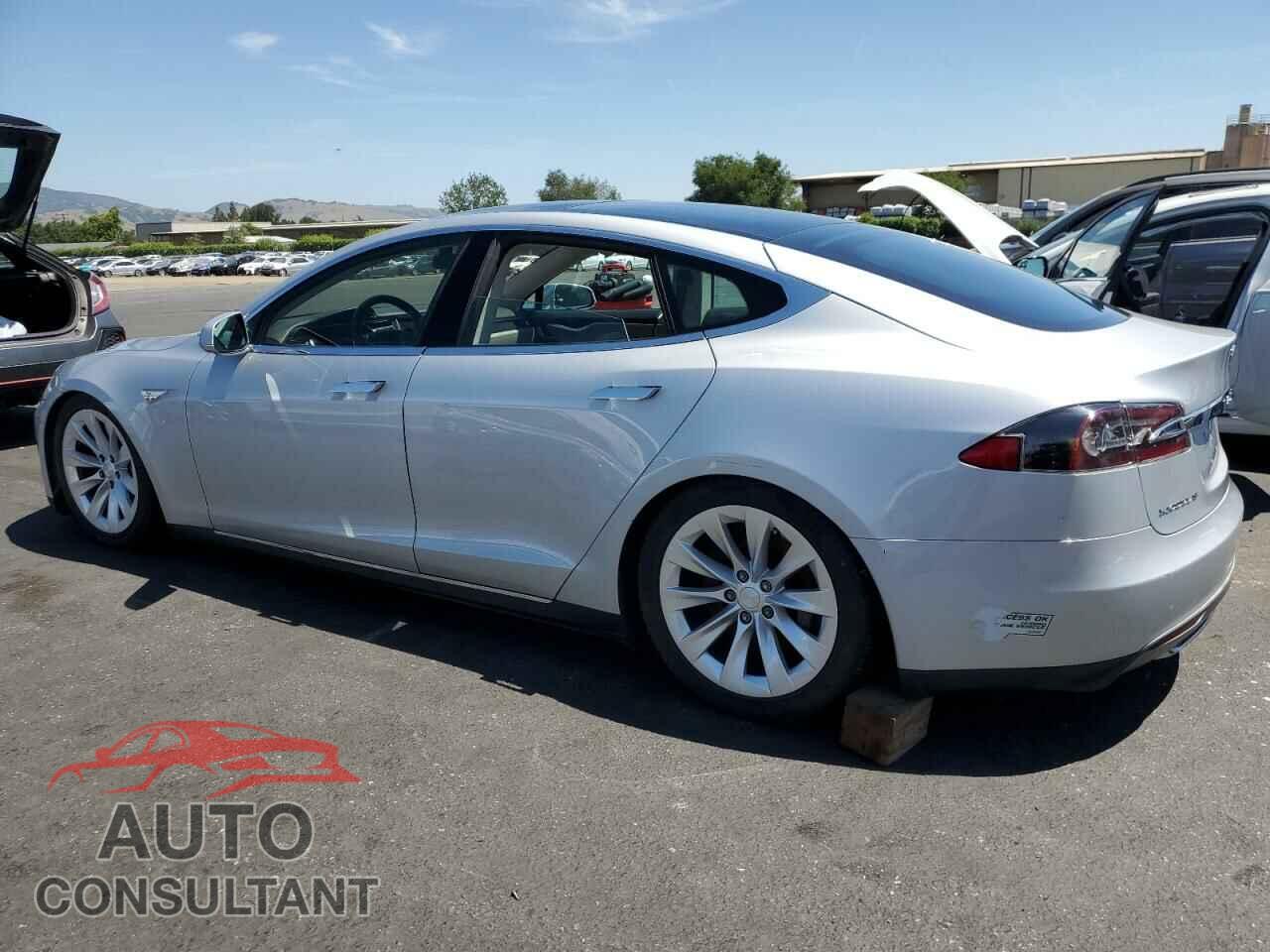 TESLA MODEL S 2012 - 5YJSA1CP6CFP01409