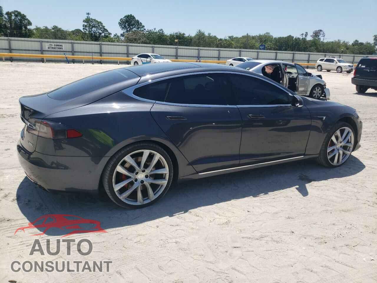 TESLA MODEL S 2016 - 5YJSA1E4XGF171695