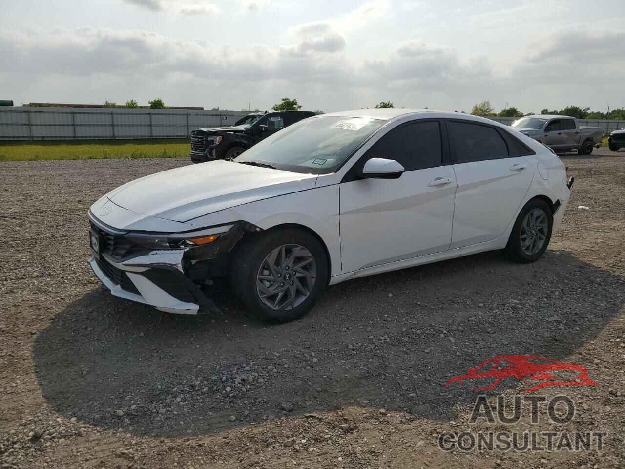 HYUNDAI ELANTRA 2024 - KMHLM4DG3RU643315