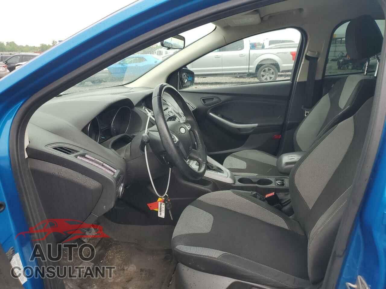 FORD FOCUS 2012 - 1FAHP3F2XCL128313