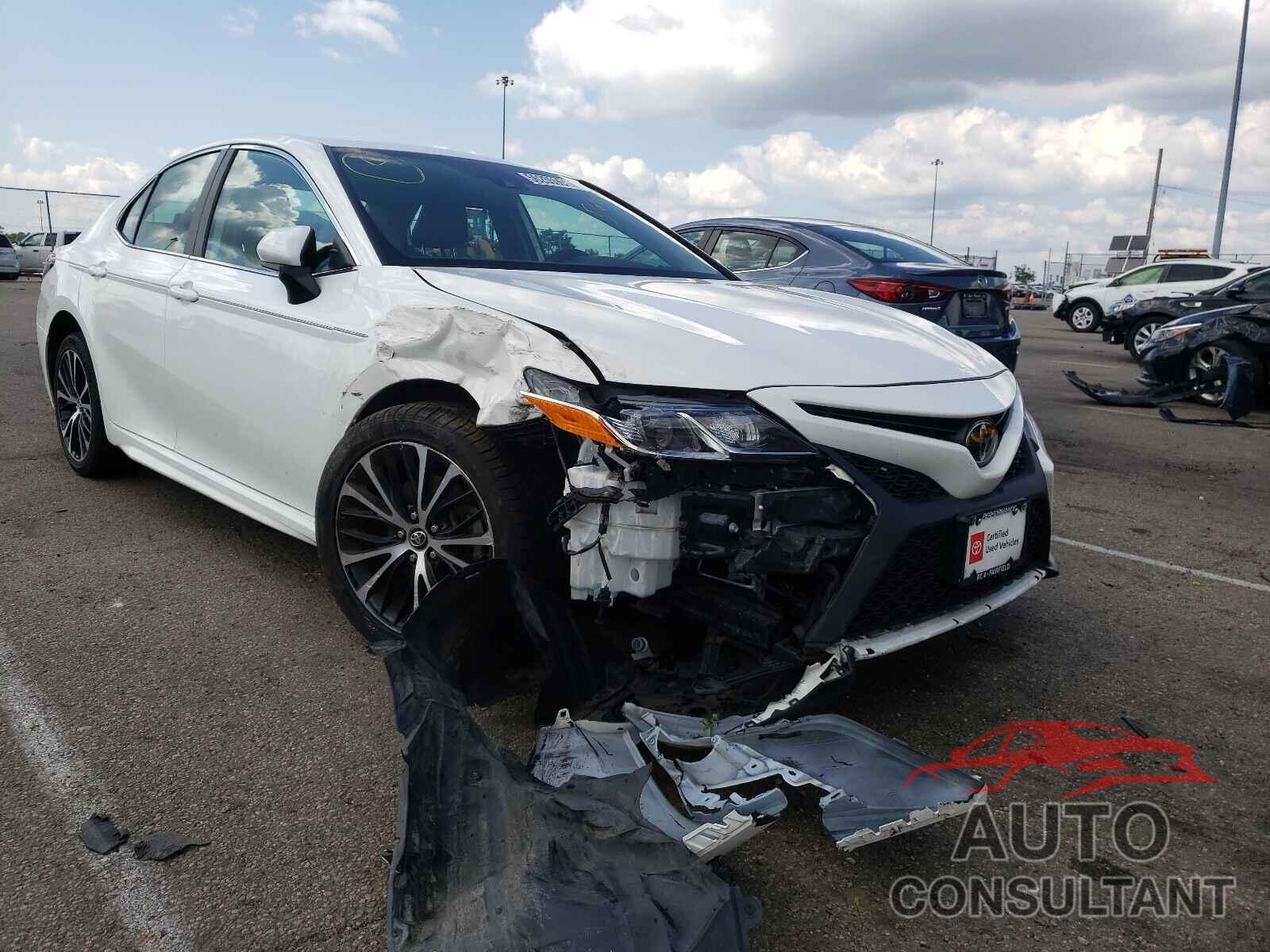 TOYOTA CAMRY 2019 - 4T1B11HK5KU245885