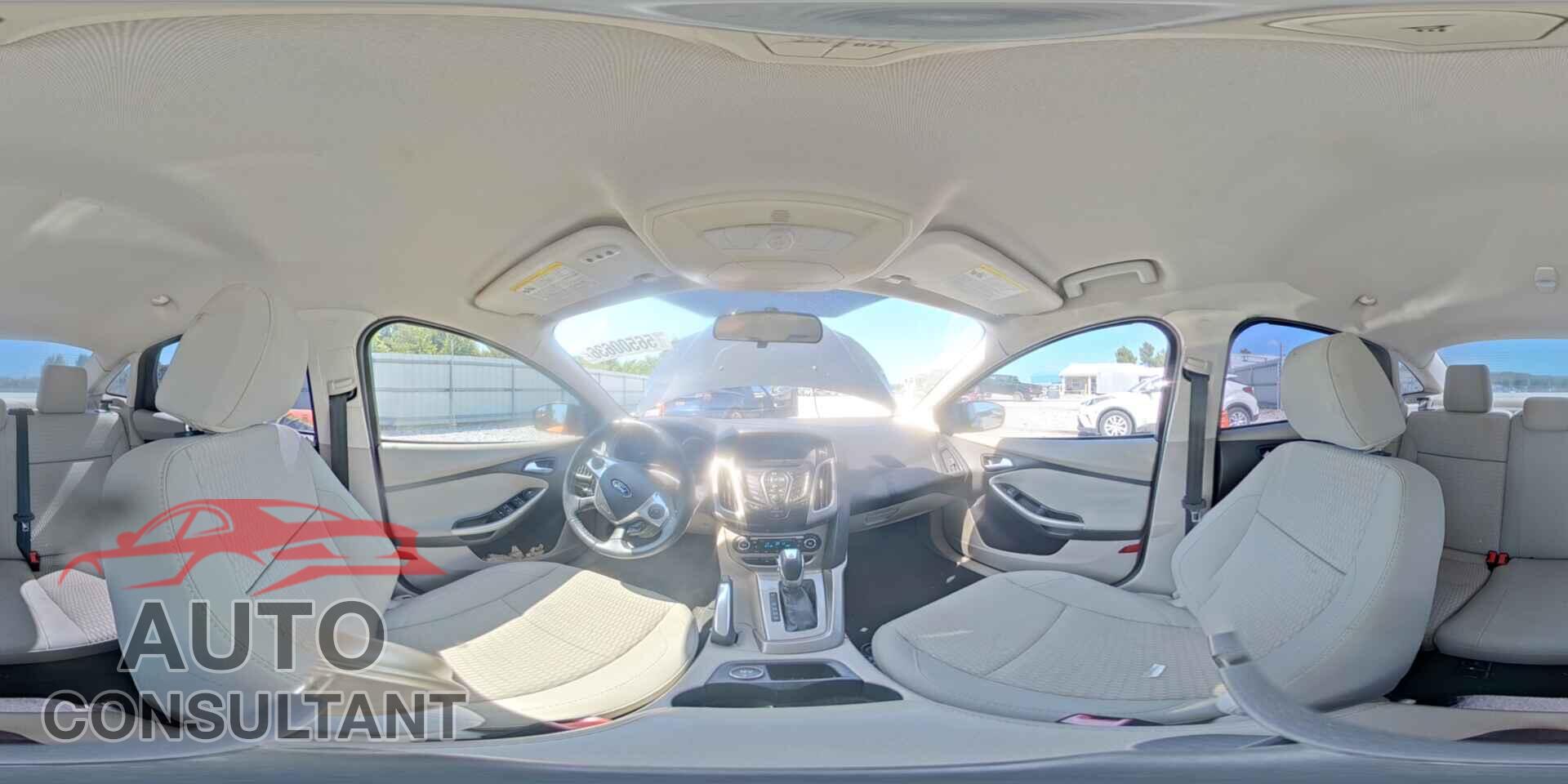 FORD FOCUS 2012 - 1FAHP3H2XCL449457