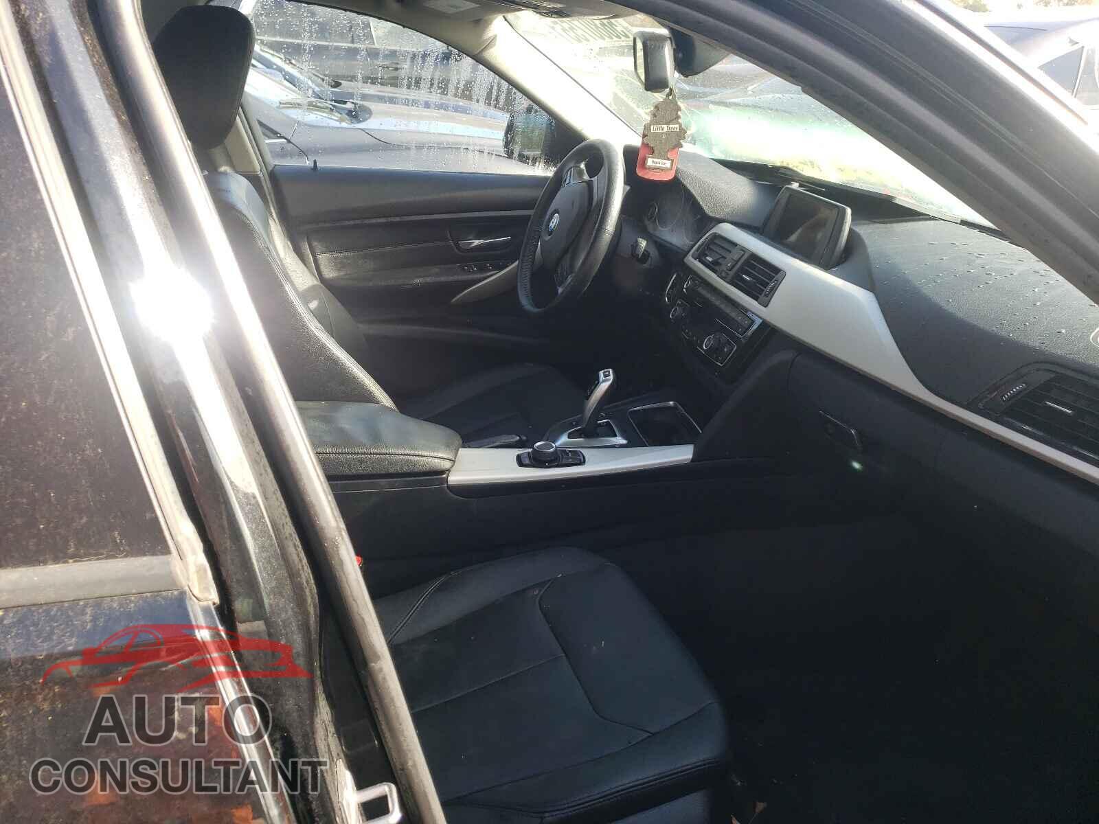 BMW 3 SERIES 2016 - WBA8E5G52GNU22199