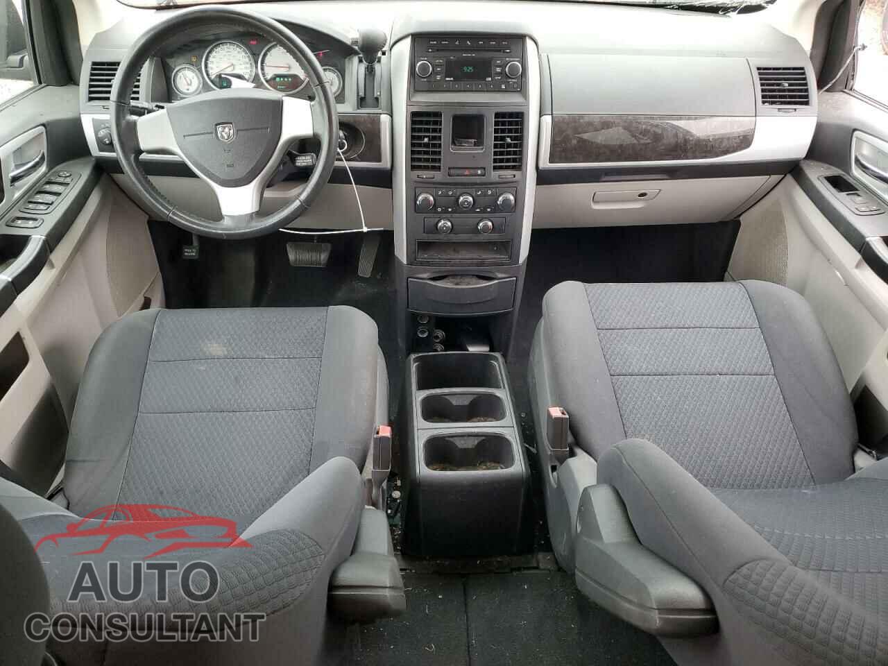 DODGE CARAVAN 2010 - 2D4RN5D12AR139078