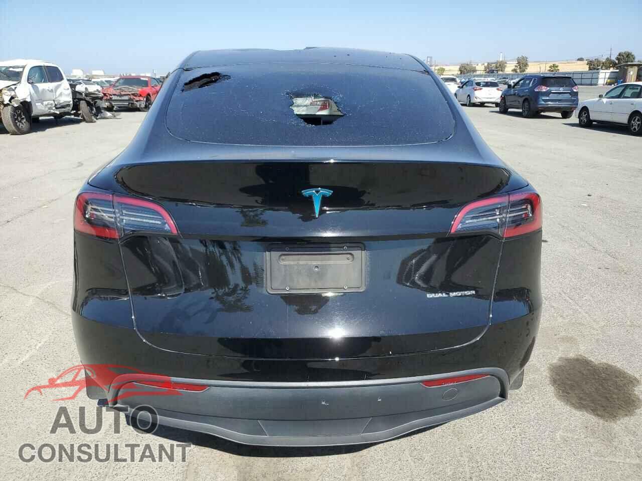 TESLA MODEL Y 2023 - 7SAYGDEE2PF792886