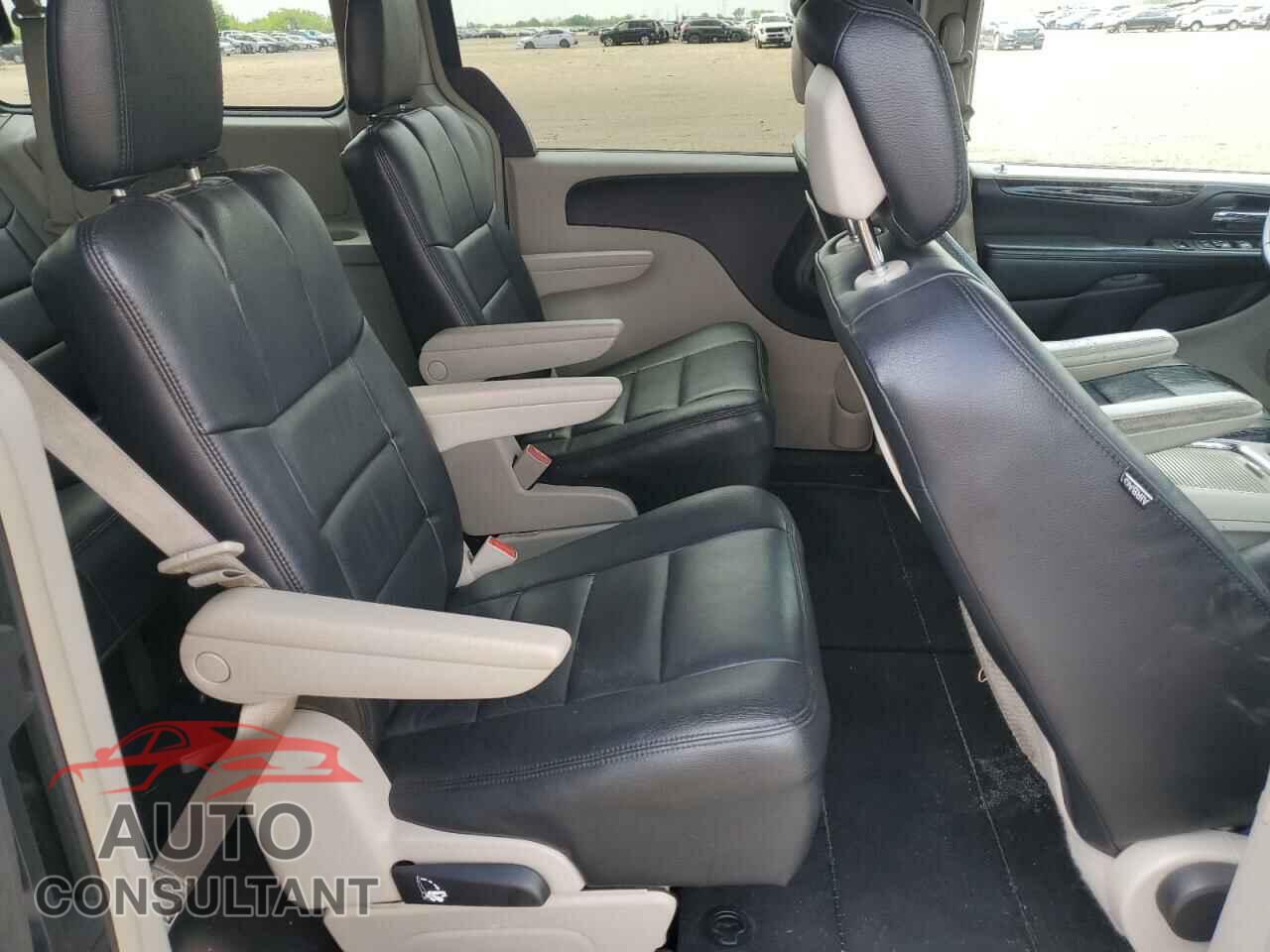 DODGE CARAVAN 2011 - 2D4RN5DG0BR710024