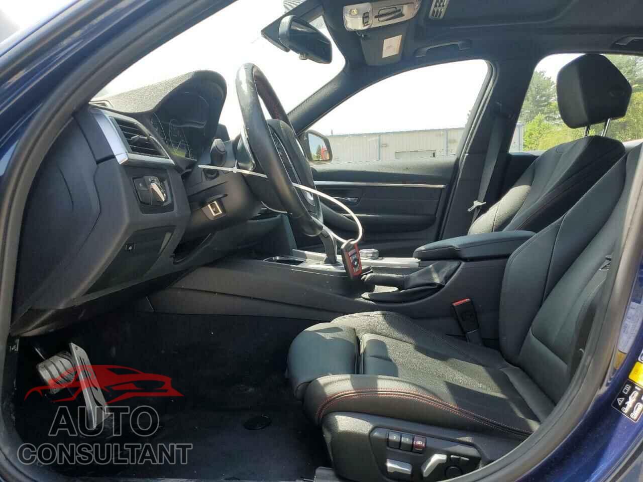 BMW 3 SERIES 2018 - WBA8D9C54JEM33342