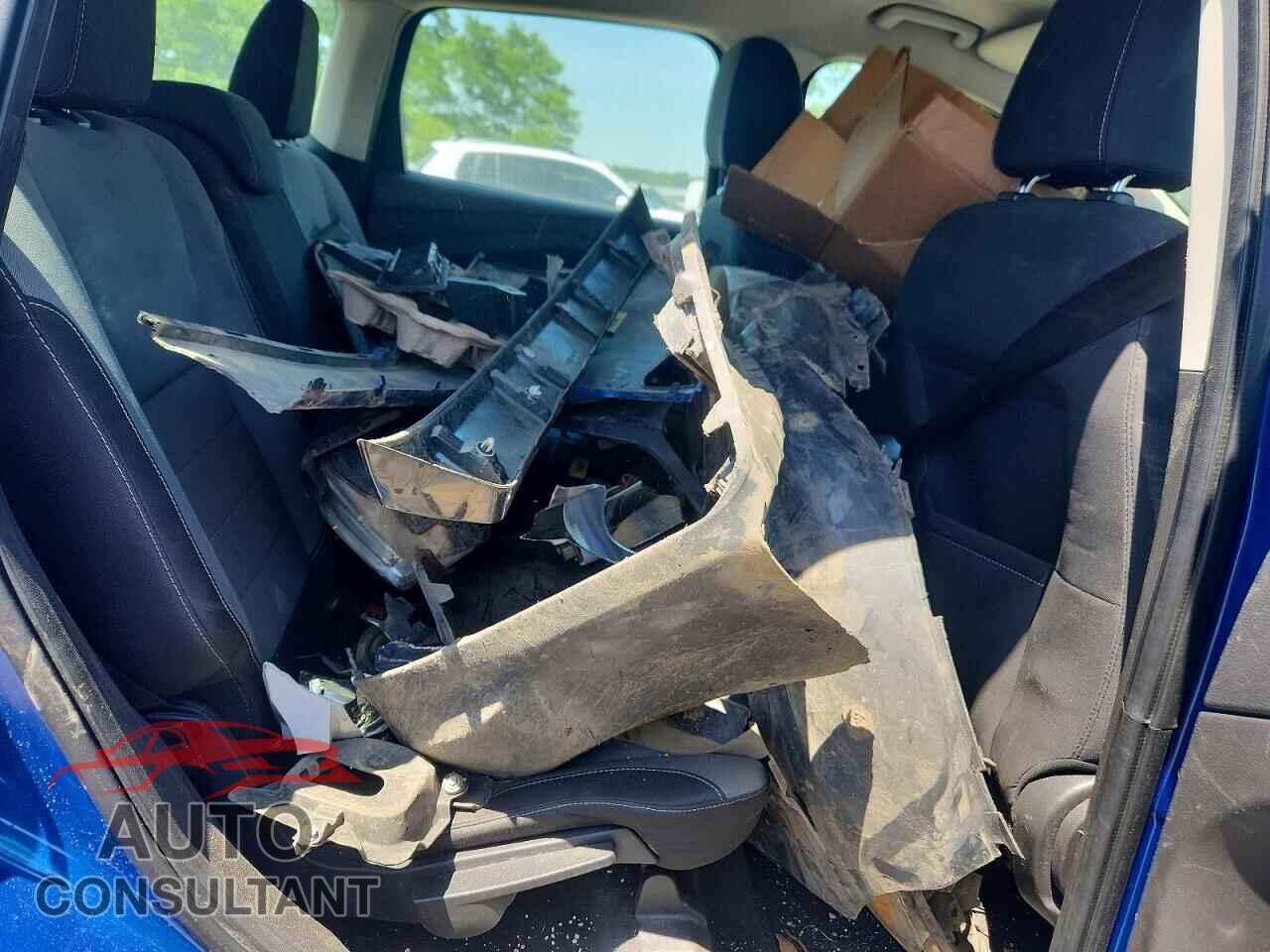 FORD ESCAPE 2017 - 1FMCU0F72HUC08290