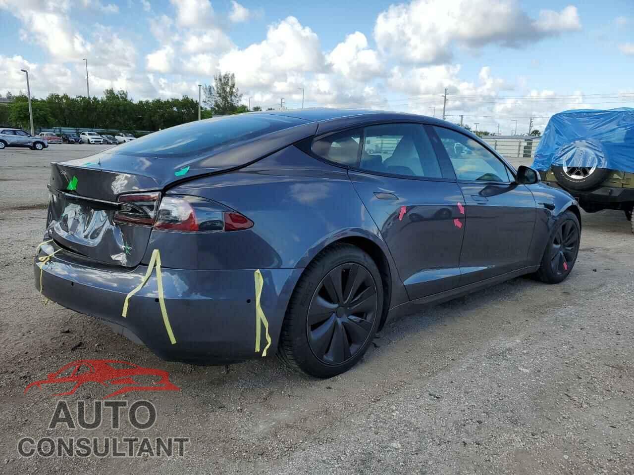 TESLA MODEL S 2021 - 5YJSA1E61MF452314