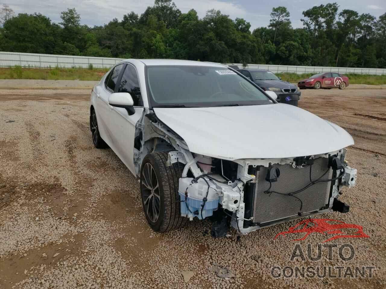 TOYOTA CAMRY 2020 - 4T1G11AK6LU865520
