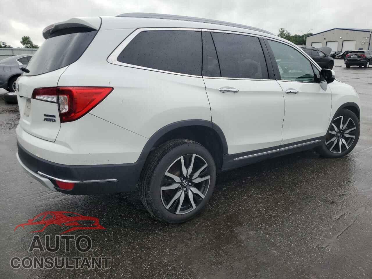 HONDA PILOT 2021 - 5FNYF6H68MB035647